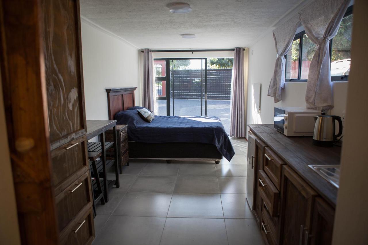קייפטאון Peaceful 1-Bedroom Flatlet, 10 Min From The Beach מראה חיצוני תמונה